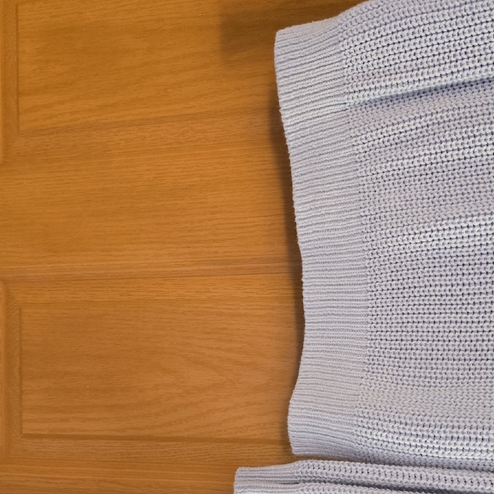 LOFT Crochet Yoke Collared V‑Neck Sweater - Picture 4 of 8